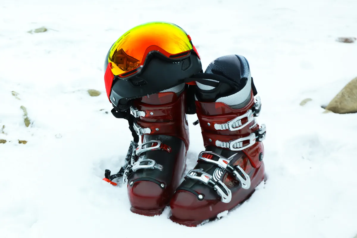 Comment bien choisir ses chaussures de ski d'occasion ?
